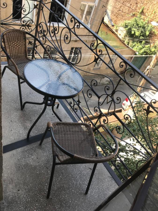 Family Guest House ティビリシ エクステリア 写真