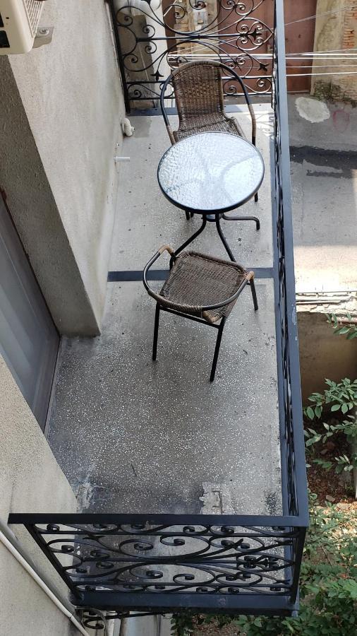 Family Guest House ティビリシ エクステリア 写真